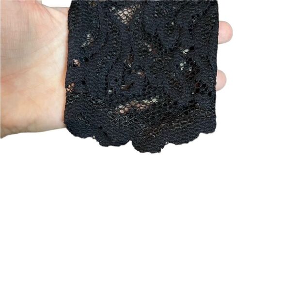 Parker black lace romper. Size xs - Picture 7 of 10